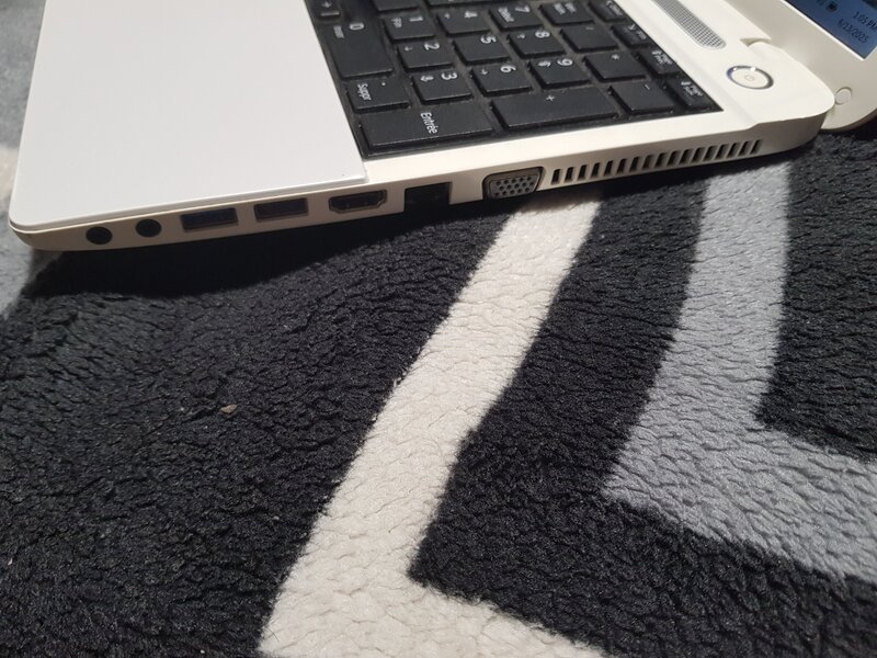 Laptoop Toshiba